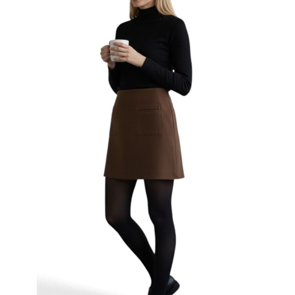 Dalia Collection Brown Tailored Mini Skirt Size 6 Front Pockets Modern Fit